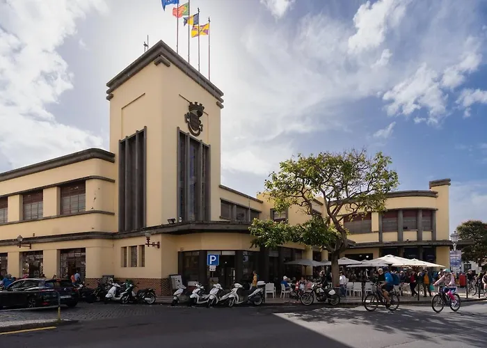 Oudinot By Mercado Dos Lavradores Com Ac * 丰沙尔